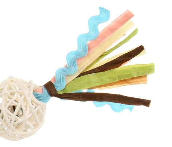 7277 Ahşap Toplu Püsküllü Kedi Oyuncagı